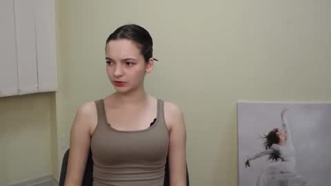 Susie online show from December 10, 3:55 pm