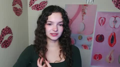 Susie online show from December 3, 7:38 am