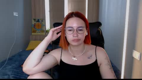 Snapshot of _mi_amore chatting on June 9, 6:36 am _mi_amore online show from June 9, 6:36 am
