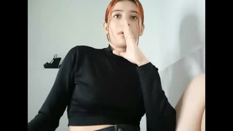 Mia-foster online show from December 7, 1:47 am