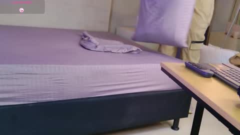 Snapshot of _miarosse chatting on March 27, 12:05 pm Mia Rosse online show from March 27, 12:05 pm