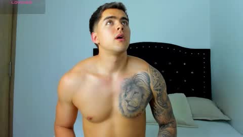 _mike______ online show from February 7, 1:53 am