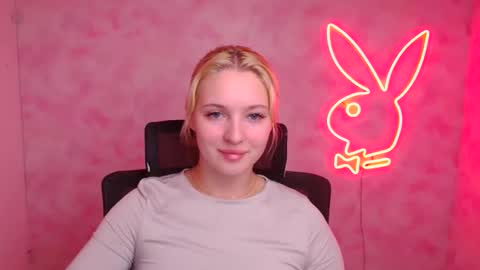 Melanie online show from October 9, 12:03 pm