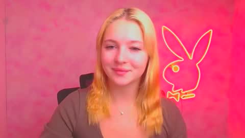 Melanie online show from October 17, 5:43 am