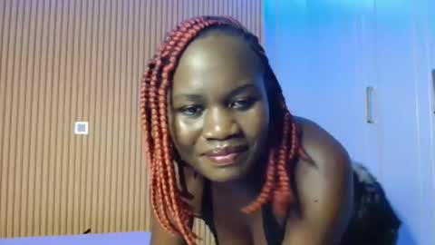 Milah online show from November 13, 4:39 pm
