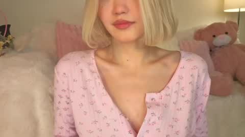 Kim online show from May 17, 5:16 am