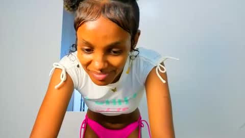 Mimi online show from March 6, 2:08 am