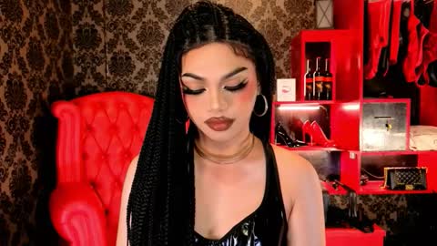 Raven Strauss online show from November 23, 5:13 pm