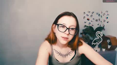 Snapshot of _miraterri_ chatting on November 18, 7:07 pm Mira online show from November 18, 7:07 pm