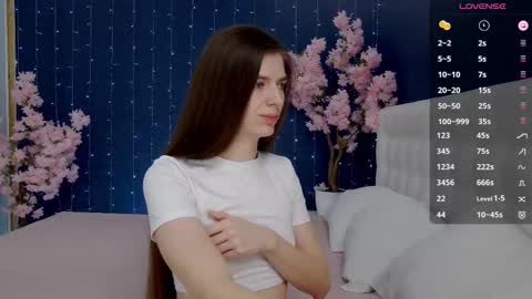 Snapshot of _mirror_girl chatting on March 11, 3:16 am Victoria online show from March 11, 3:16 am