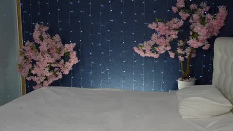 Victoria online show from April 3, 5:49 am