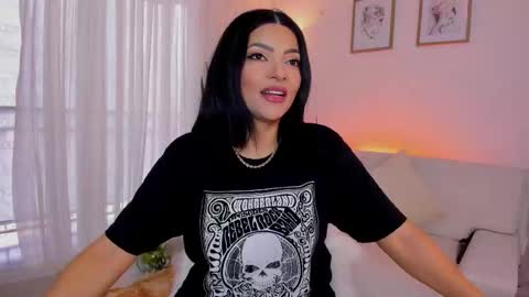 Snapshot of _miss_chanel chatting on January 13, 10:37 pm Miss Chanel online show from January 13, 10:37 pm