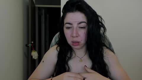 _miss_coco_ online show from December 18, 11:19 pm