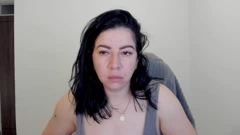 _miss_coco_ online show from October 12, 11:20 am