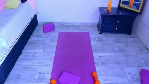 karoline uwu online show from September 19, 6:41 pm