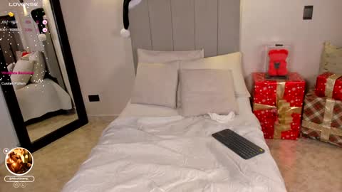 kimberley cruz online show from December 23, 3:12 pm