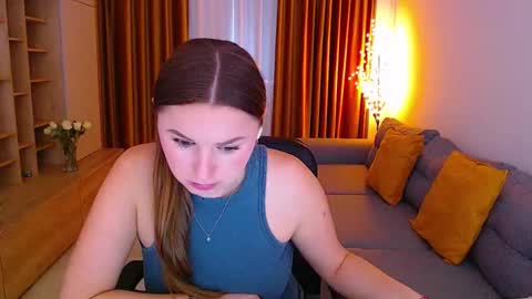 Snapshot of _miss_mia chatting on March 11, 9:37 am Mia online show from March 11, 9:37 am