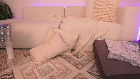 Vale online show from December 3, 9:01 pm