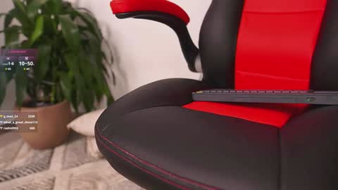 Vale online show from December 30, 10:55 pm