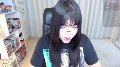 Snapshot of _misshoneyxx chatting on November 8, 5:07 am Hanna Idependent Model online show from November 8, 5:07 am