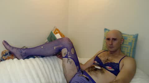 Snapshot of _mobius_ chatting on April 3, 2:31 am mobius online show from April 3, 2:31 am