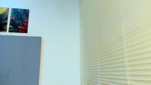 Snapshot of _molly_rosse_ chatting on October 14, 12:28 pm _molly_rosse_ online show from October 14, 12:28 pm