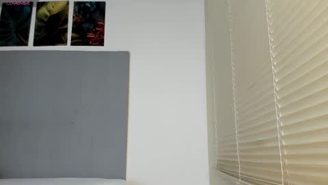 Snapshot of _molly_rosse_ chatting on October 31, 11:55 am _molly_rosse_ online show from October 31, 11:55 am