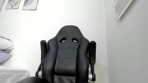 _molly_rosse_ online show from May 16, 11:53 am