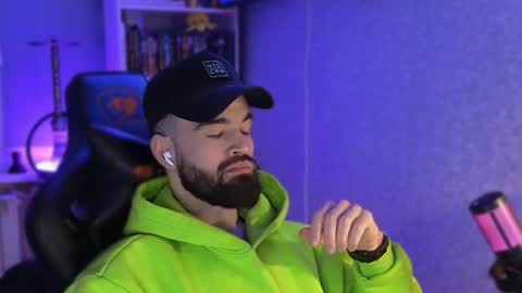 Ask me online show from December 6, 12:45 am