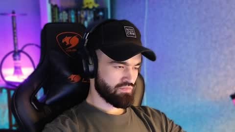 Ask me online show from December 7, 1:25 am