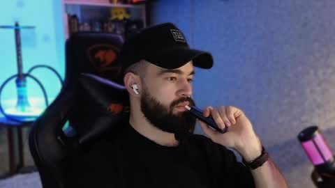 Ask me online show from December 9, 12:08 pm