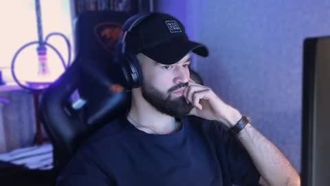 Ask me online show from January 4, 12:05 pm