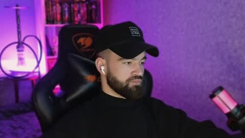 Ask me online show from February 3, 10:11 pm