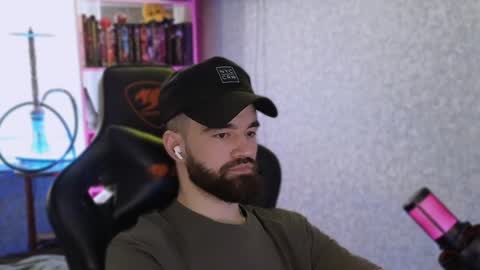 Ask me online show from February 5, 12:38 pm