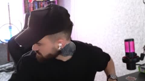 Ask me online show from February 7, 8:11 am