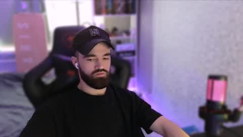 Ask me online show from February 11, 12:37 pm