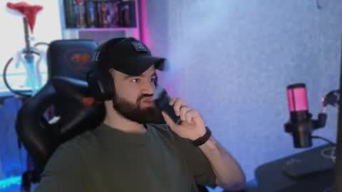 Ask me online show from February 13, 1:26 pm