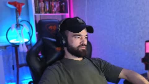 Ask me online show from February 13, 6:59 pm