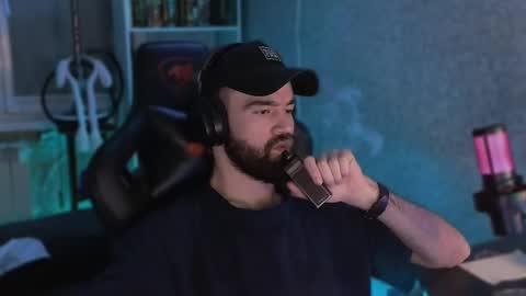 Ask me online show from February 18, 12:26 am