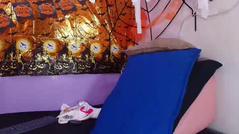 Snapshot of _mystic_luna chatting on October 17, 11:57 am Luna online show from October 17, 11:57 am