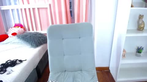 Snapshot of _nahom_ chatting on January 7, 11:16 am nahomi  online show from January 7, 11:16 am