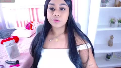 Snapshot of _nahom_ chatting on February 18, 1:55 pm nahomi  online show from February 18, 1:55 pm