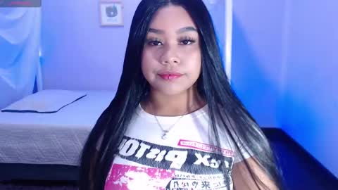 Snapshot of _nahom_ chatting on March 10, 11:21 am nahomi  online show from March 10, 11:21 am