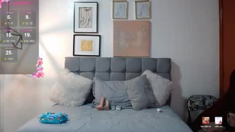_naomi_s online show from May 18, 1:28 pm