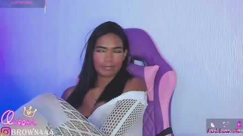 naomi brown online show from May 5, 1:57 am