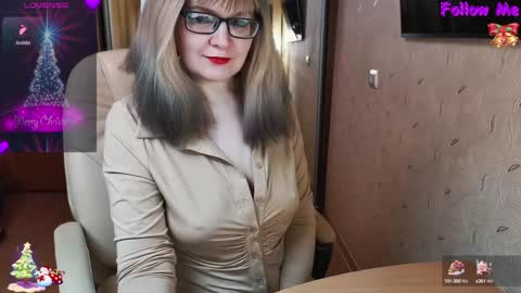 Snapshot of _natali_ chatting on January 15, 6:43 am MagicWoman online show from January 15, 6:43 am