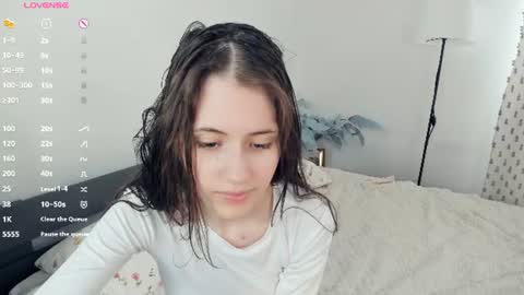 Ashley online show from June 25, 1:48 pm