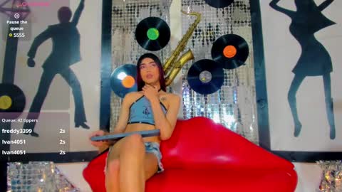 Nicky  Please help me with your thumbs up its importan online show from January 4, 10:34 pm