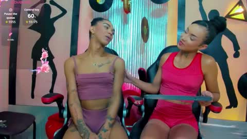 Nicky  Please help me with your thumbs up its importan online show from December 15, 7:40 pm