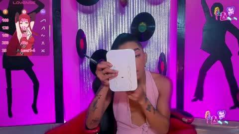 Nicky  Please help me with your thumbs up its importan online show from March 26, 8:03 pm